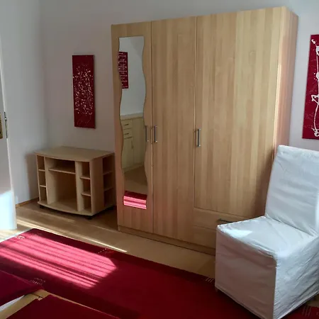 Goesser Bachgasslhof -- Bed And Breakfast -- Apartments Leoben  Extérieur photo
