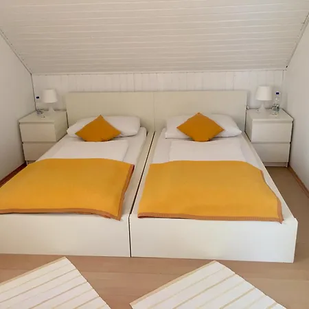 Goesser Bachgasslhof -- Bed And Breakfast -- Apartments Leoben  Extérieur photo